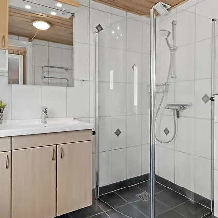 Karlotta - 2-2km From The Sea By Interhome *