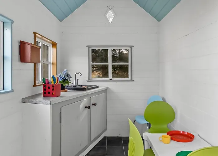 Karlotta - 2-2km From The Sea By Interhome Bolilmark