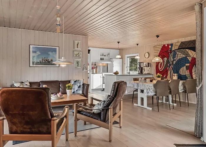 Karlotta - 2-2km From The Sea By Interhome בית נופש Bolilmark