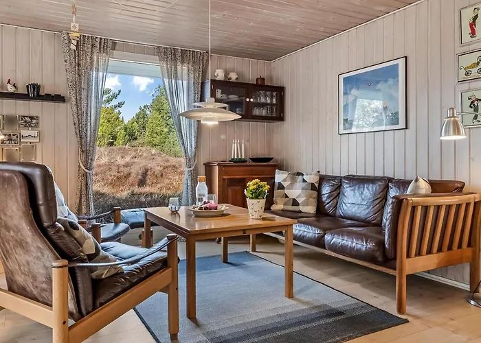 Karlotta - 2-2km From The Sea By Interhome *